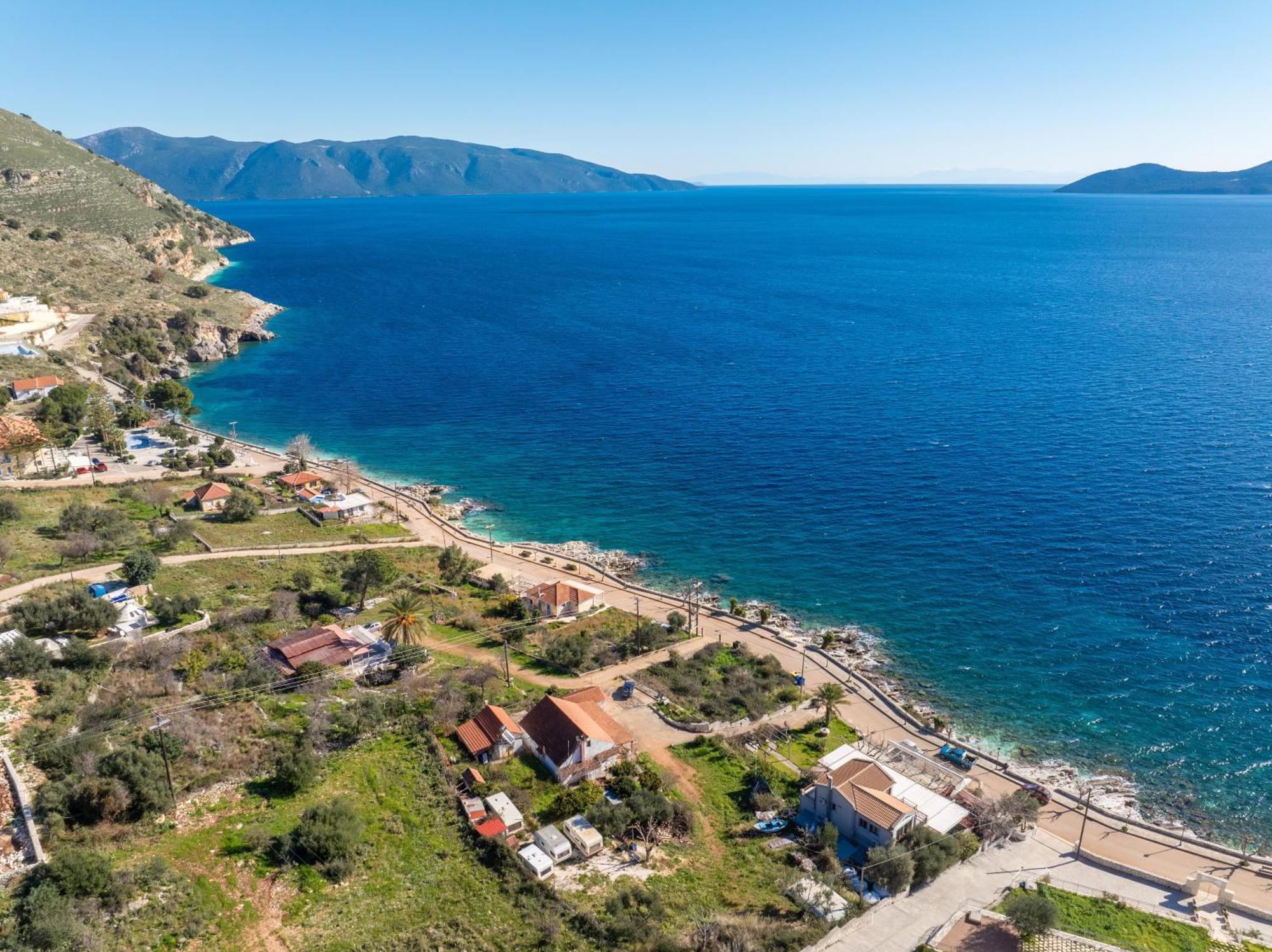 Sea Rock Apartment Agia Efimia Buitenkant foto